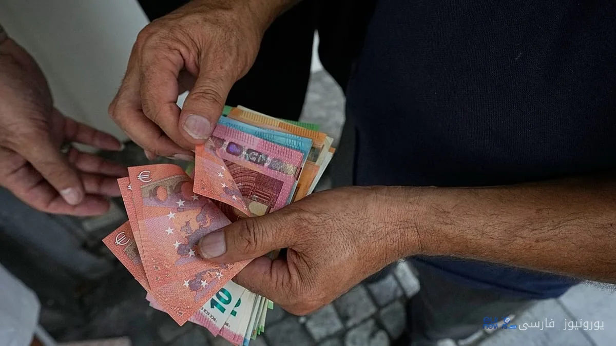 شب هشدار پزشکیان، روز رکوردشکنی دلار و یورو؛ ریال تا کجا دوام می‌آورد؟